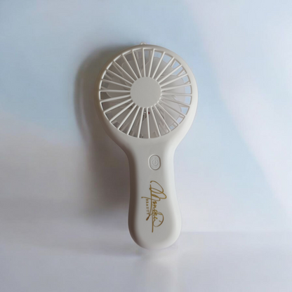 Makeup fan