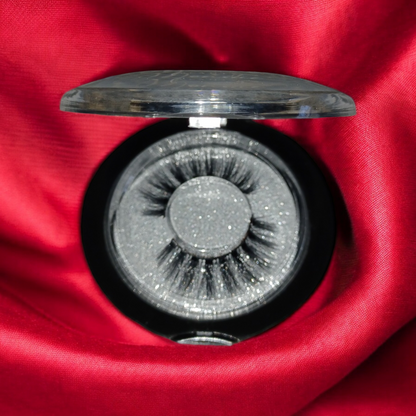 Eyelashes Silver Box Edition